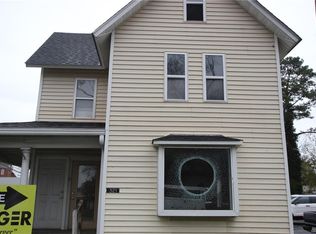 321 Queen St, Tappahannock, VA 22560