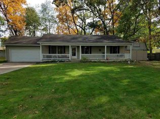 56340 Strathmore Dr, Elkhart, IN 46516