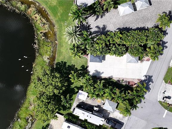 5th image of 5584 Brightwood DR