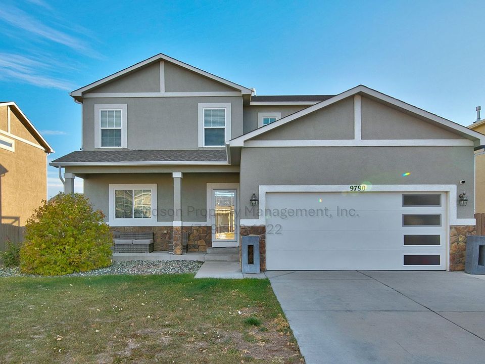 1st image of 9790 Desert Lily Cir