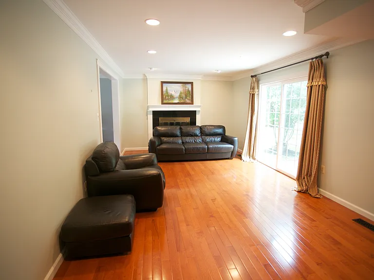 3227 Allness Ln — Photo 4