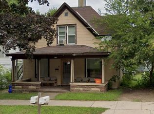1718 Summit St #1, Eau Claire, WI 54703