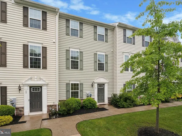 42 Mulberry Grn, Spring City, PA 19475