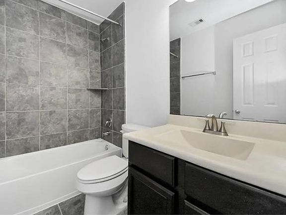 5th image of 3727 Varna Ct