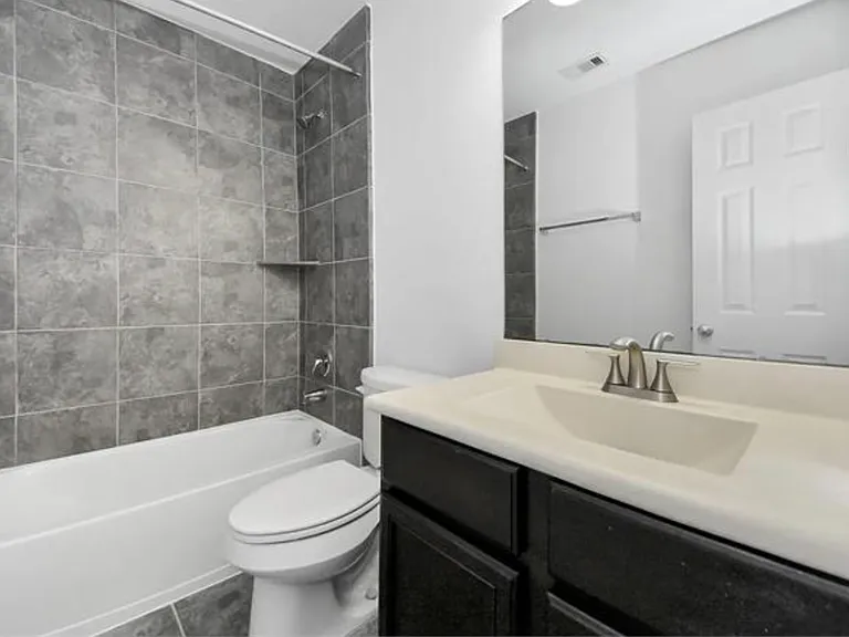 3727 Varna Ct — Photo 5