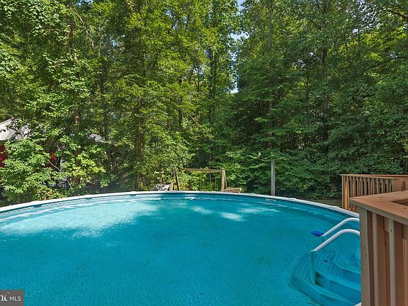 2nd image of 878 Chinquapin Crest Dr
