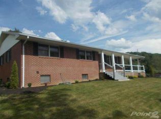 1146 Valley Creek Rd, Nickelsville, VA 24271