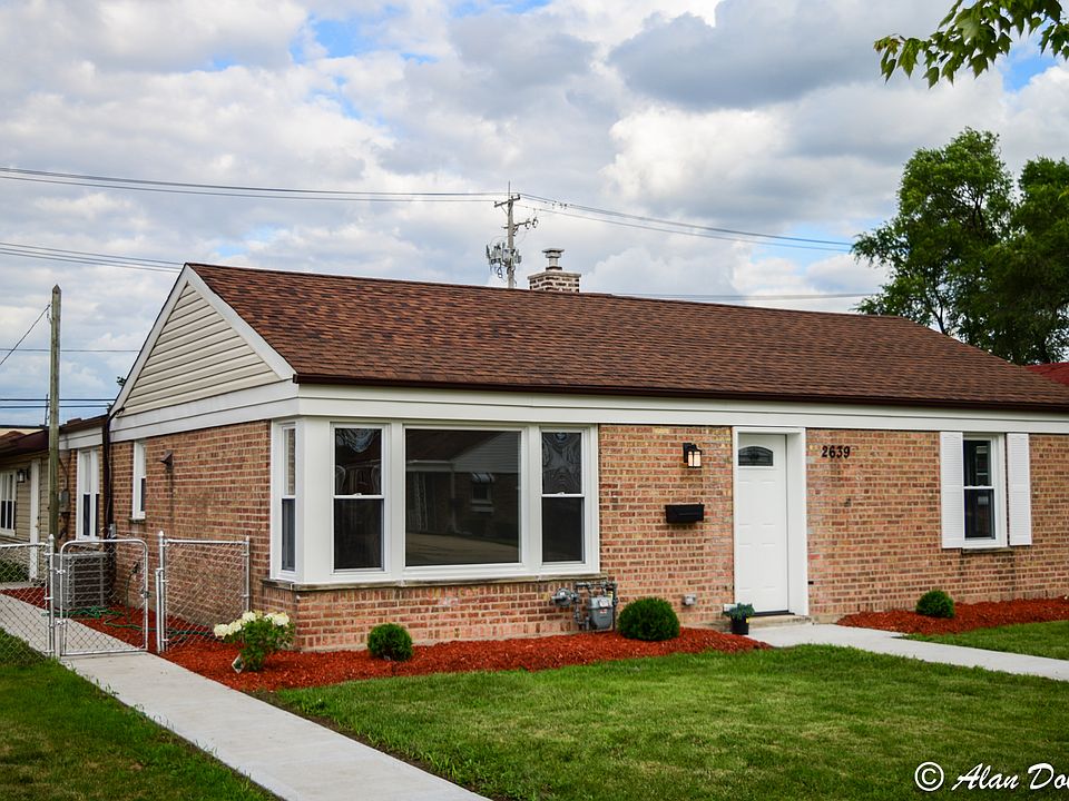 1st image of 2639 Leona St
