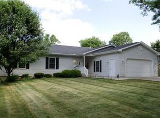 1111 Oakdale Ave, Niles, MI 49120