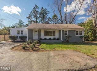 8110 Fort Hunt Rd, Alexandria, VA 22308