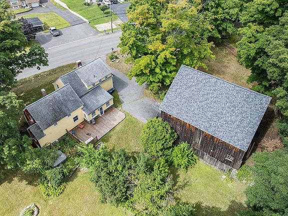 2nd image of 280 Prospect St