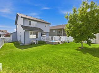 3724 163rd Ave NW, Edmonton, AB T5Y 0H9