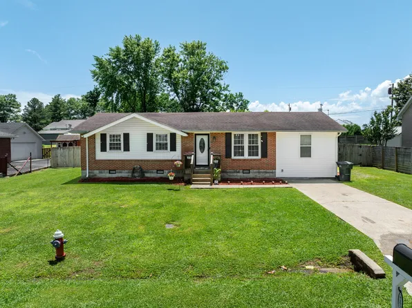 2203 Bluegrass Dr, Springfield, TN 37172