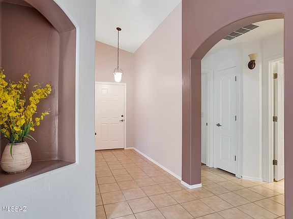 2nd image of 60923 E Cantle Ct