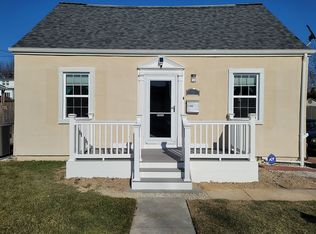 5 Crafton Rd, Essex, MD 21221