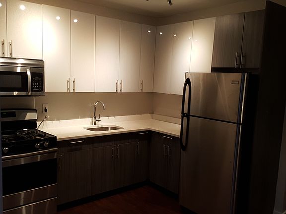 4th image of 1351 Eastern Pkwy APT 4D