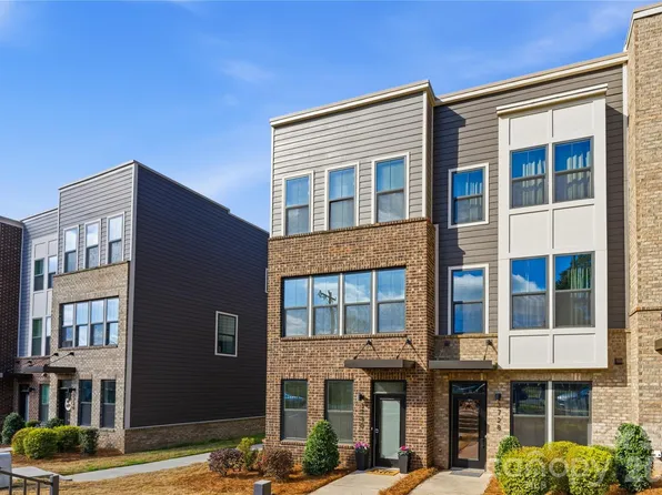 3730 Ellington St, Charlotte, NC 28211