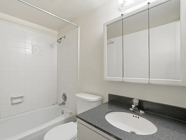 Christopher Village Apartments — Photo 21
