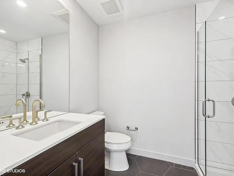 330 S. Wells St — Photo 18