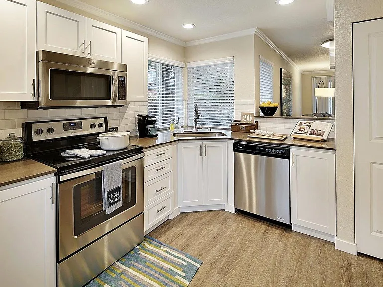 Hidden River Townhomes — Photo 7