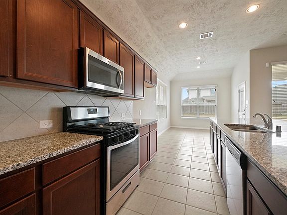 2nd image of 21338 Shadbush Ave