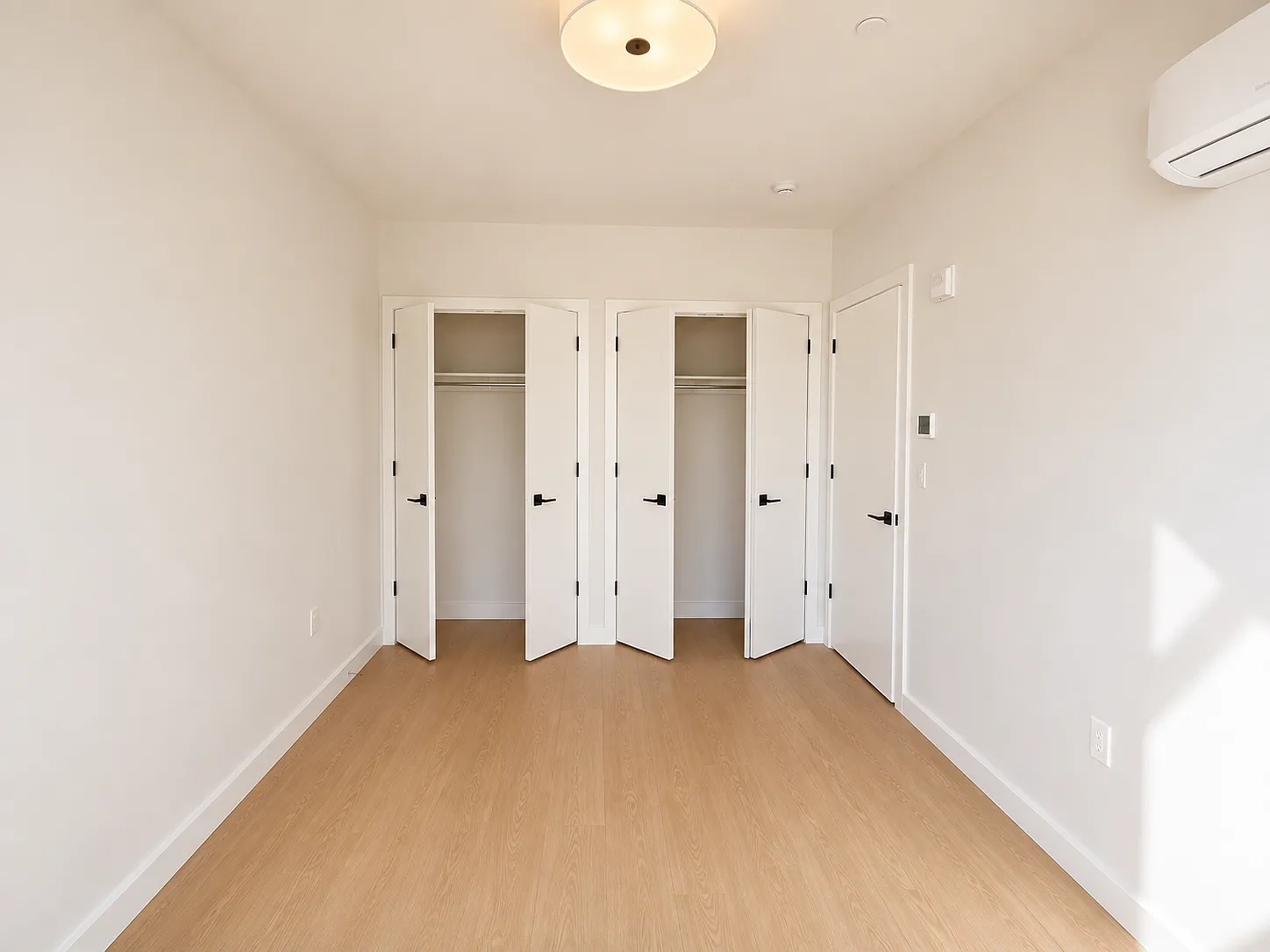 1 bed, 588 sqft, $2,300 — Photo 4