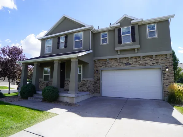 826 Churchhill Downs Dr, Kaysville, UT 84037