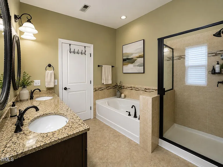 9342 Wooden Rd — Photo 17