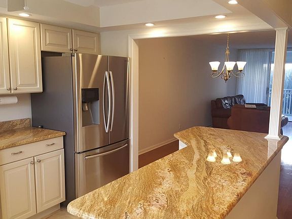 2nd image of 2006 S Federal Hwy APT 208