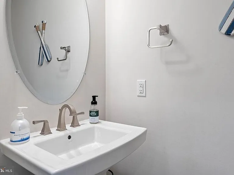 33776 Freeport Dr — Photo 17