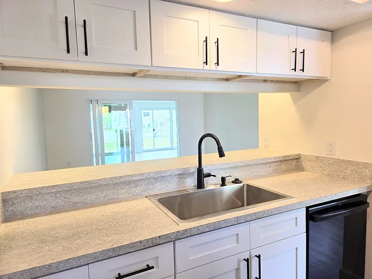 1237 N Egret Point — Photo 7