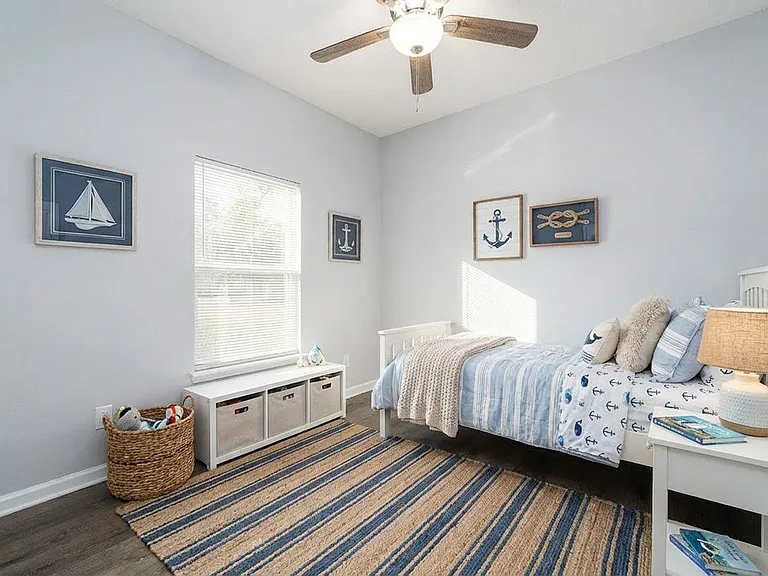 679 Coral Cir — Photo 12