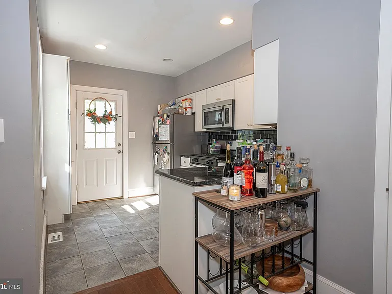 431 W Baltimore Ave — Photo 9