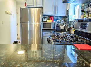 98 Maple St #2A, Weehawken, NJ 07086