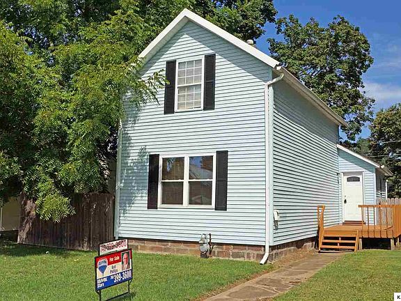 2nd image of 903 W Burgess St