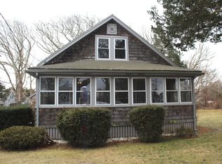5 Hope Ave, Bourne, MA 02532