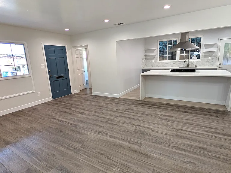 12602 Foxley Dr — Photo 10