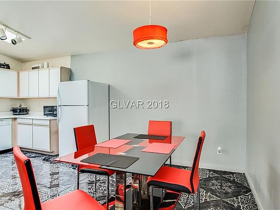 3rd image of 2109 Calm Sea Ave