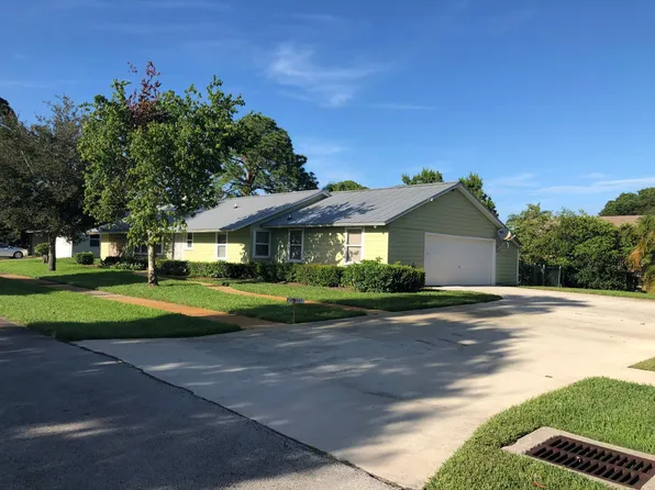 707 Warren Dr, Jupiter, FL 33458