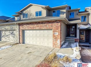 6147 Laroche Rd, Lincoln, NE 68526