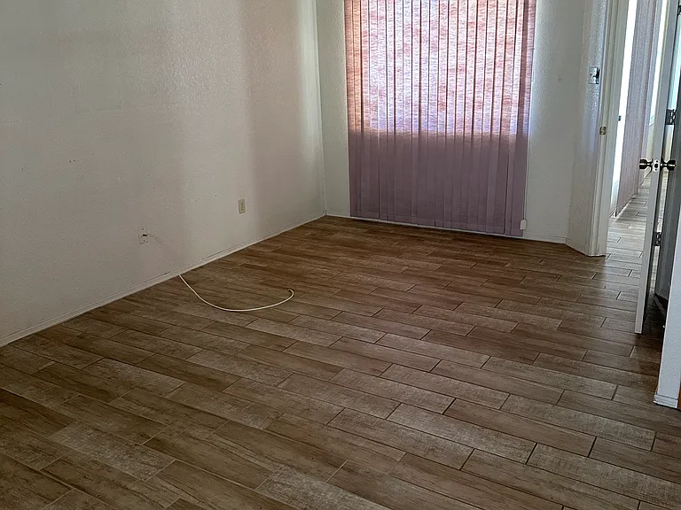2626 W 12th Pl — Photo 14