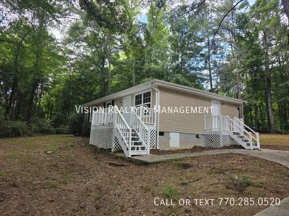 101 Bowen Dr, Carrollton, GA 30117