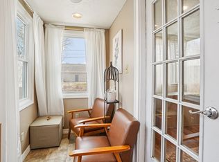 16 Middlesex St APT 5, North Chelmsford, MA 01863