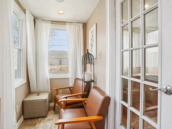 16 Middlesex St APT 5, North Chelmsford, MA 01863