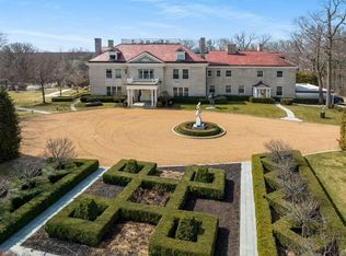 500 N Green Bay Rd, Lake Forest, IL 60045