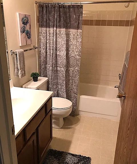 Maple Lane Apartments — Photo 17