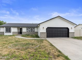 1196 W Starling Ave, Hayden Lake, ID 83835