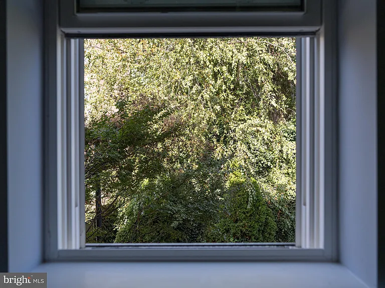 704 Miller St — Photo 19