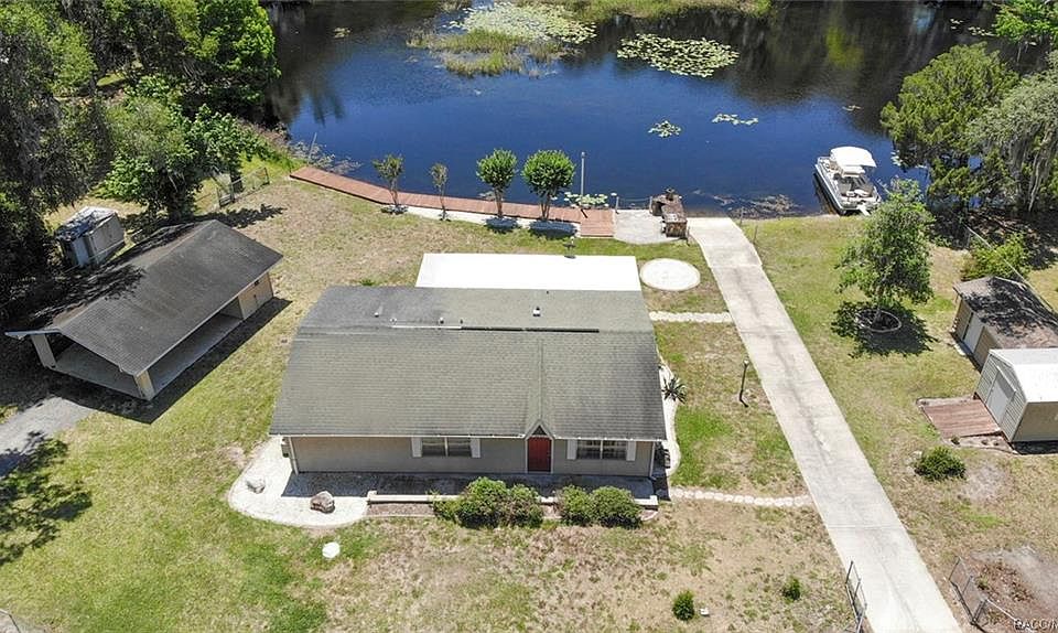 1st image of 5035 N Emerald Dr