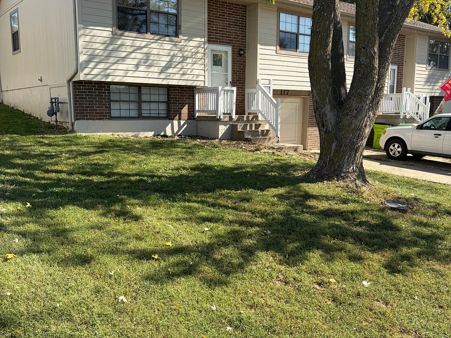 2 bed, 1225 sqft, $1,250 — Photo 2